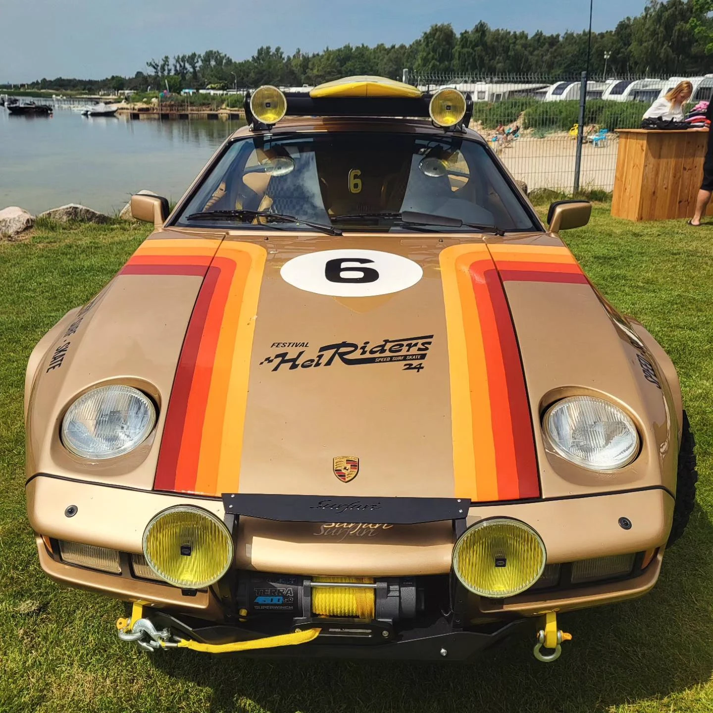 Porsche 928 Surfari
