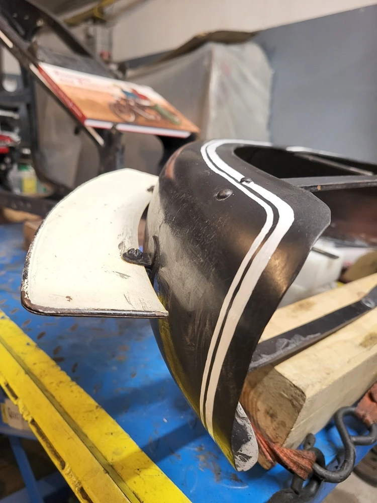 BMW EMW R35 - rekonstrukcja klasycznego motocykla